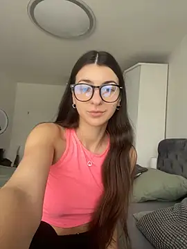 Wildberry  online show from 28, 2, 2025