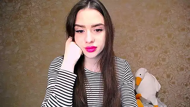  your fantasy girl online show from 13, 2, 2025