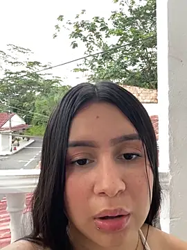 Pretty Isadora online show from 30, 1, 2025