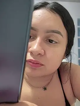 Pretty Isadora online show from 20, 3, 2025