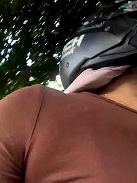 Pretty Isadora online show from 23, 11, 2025