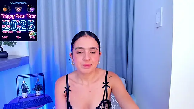 Lucyortiz  online show from 13, 1, 2025