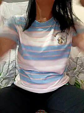 Asian girl13 online show from 6, 4, 2026