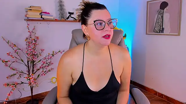 Snapshot of Chanelll_Taylorr_ chatting on 11, 6, 2026 Chanelll Taylorr online show from 11, 6, 2026