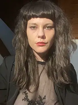 OniricFemme online show from 6, 3, 2025