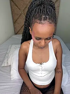 Snapshot of Star_Light2 chatting on 29, 12, 2024 Star Light2 online show from 29, 12, 2024