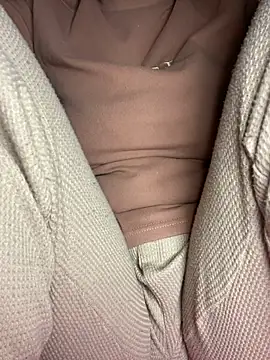 Milk Mom99 online show from 28, 12, 2024