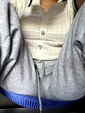 Milk Mom99 online show from 26, 11, 2025