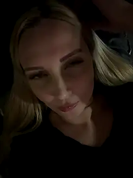 Snapshot of Aleksandrakis chatting on 25, 9, 2025 Aleksandrakis online show from 25, 9, 2025