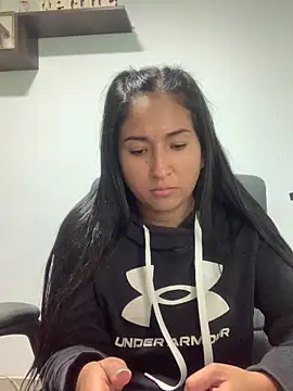 luna asss online show from 17, 2, 2025