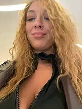 Sweet   Emily online show from 19, 12, 2024