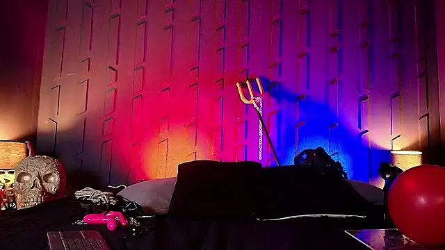 MorganaCrowley online show from 13, 2, 2025