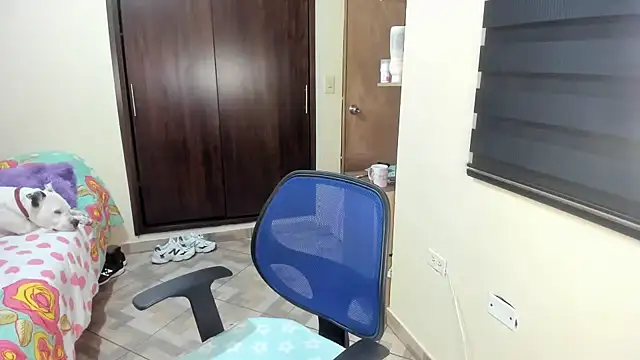 Amy Walker online show from 14, 3, 2025