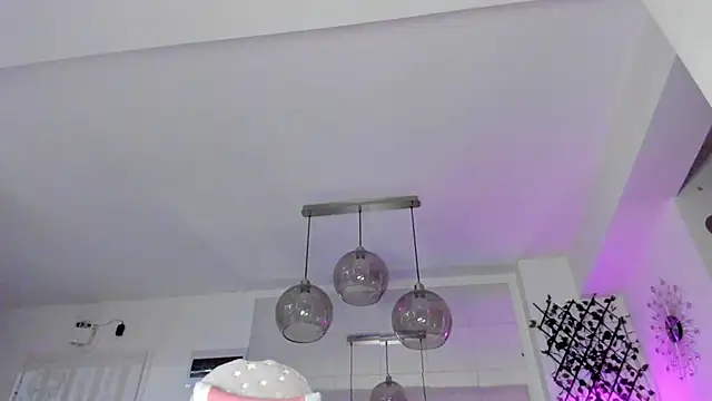 IreneVON online show from 3, 2, 2025