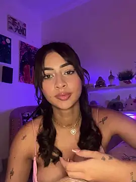 vayolettelove online show from 12, 2, 2025