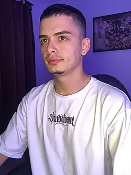 Snapshot of danny_42027 chatting on 26, 12, 2024 danny 42027 online show from 26, 12, 2024