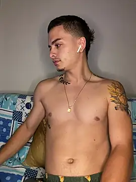 Snapshot of danny_42027 chatting on 21, 2, 2025 danny 42027 online show from 21, 2, 2025