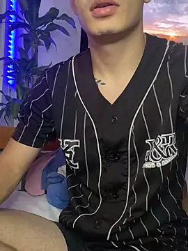 Snapshot of danny_42027 chatting on 21, 3, 2025 danny 42027 online show from 21, 3, 2025