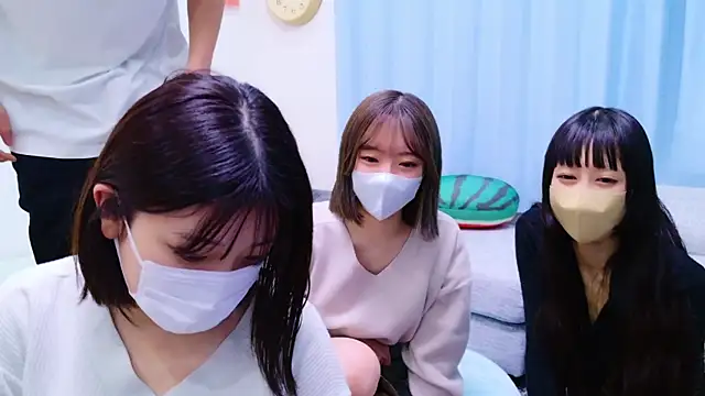 Snapshot of HaruruHappy chatting on 17, 1, 2025 HaruruHappy online show from 17, 1, 2025