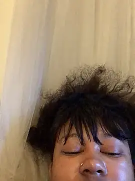 Snapshot of Sexy_ebony_BunNey chatting on 21, 3, 2025 Sexy ebony BunNey online show from 21, 3, 2025