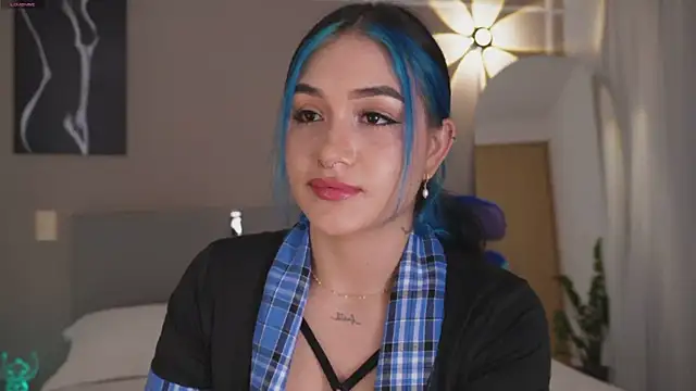 AnnyHizzle online show from 20, 12, 2025