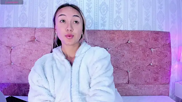 Snapshot of liaa_18 chatting on 12, 9, 2025 liaa 18 online show from 12, 9, 2025