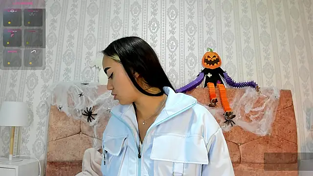 Snapshot of liaa_18 chatting on 30, 10, 2025 liaa 18 online show from 30, 10, 2025