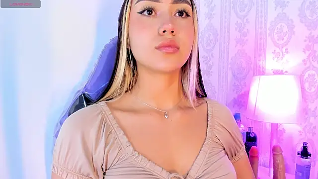 Snapshot of liaa_18 chatting on 14, 11, 2025 liaa 18 online show from 14, 11, 2025