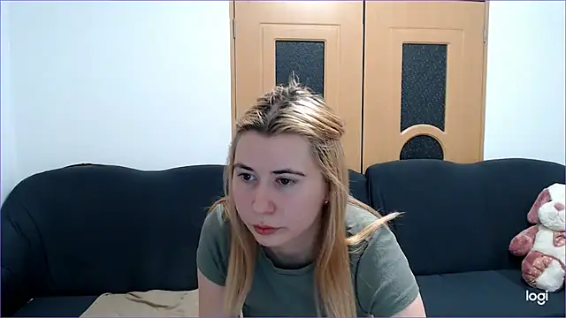 Snapshot of VioletaFlower7 chatting on 11, 3, 2025 VioletaFlower7 online show from 11, 3, 2025