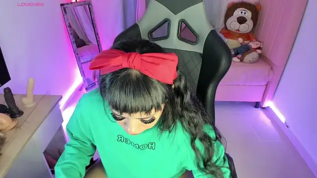 zoesullivan online show from 20, 2, 2025