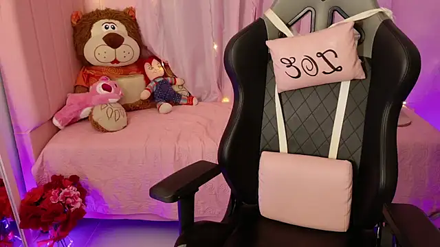 zoesullivan online show from 9, 3, 2026