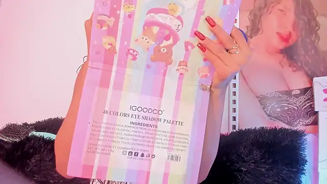 MiaKirshner online show from 23, 9, 2025