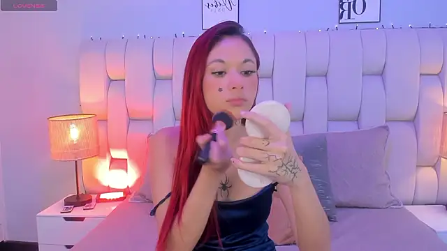 SkinnyFoxy online show from 5, 2, 2026