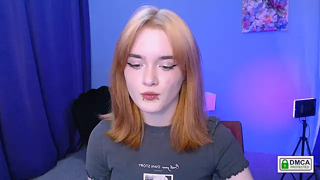 liana kisses online show from 2, 1, 2025