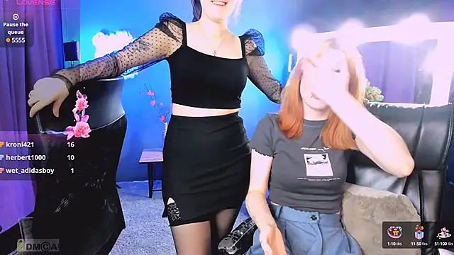 liana kisses online show from 26, 1, 2025