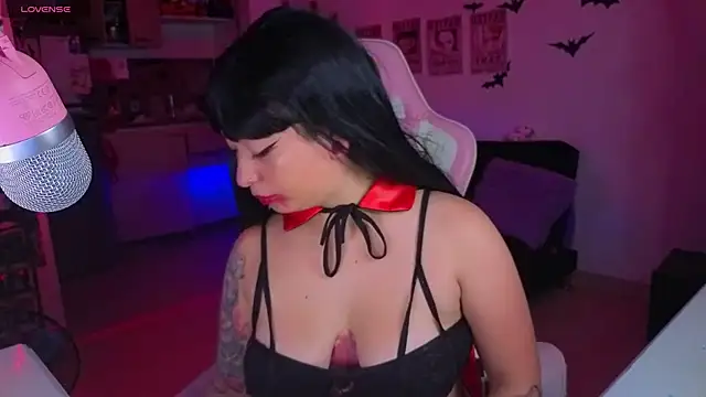 FernandaOrtegaaa online show from 1, 11, 2025