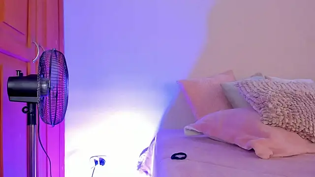 martinaaricci online show from 10, 9, 2025