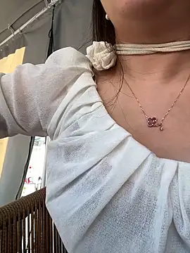 Efangfang online show from 30, 12, 2024