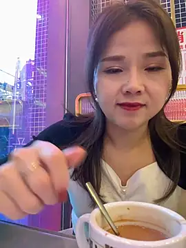 Efangfang online show from 9, 1, 2025