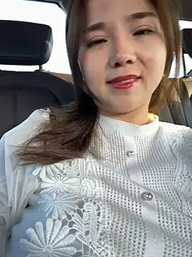 Efangfang online show from 3, 2, 2025