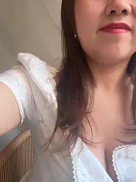 Efangfang online show from 20, 2, 2025