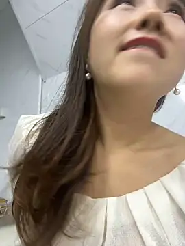 Efangfang online show from 22, 2, 2025