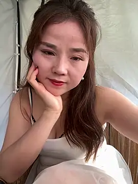 Efangfang online show from 3, 3, 2025