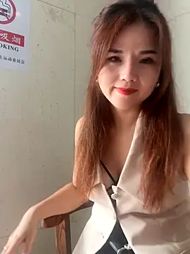 Efangfang online show from 10, 9, 2025