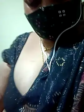 Snapshot of Adwithaa chatting on 29, 12, 2024 Adwithaa online show from 29, 12, 2024