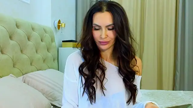 KimDavisBaby online show from 4, 12, 2025