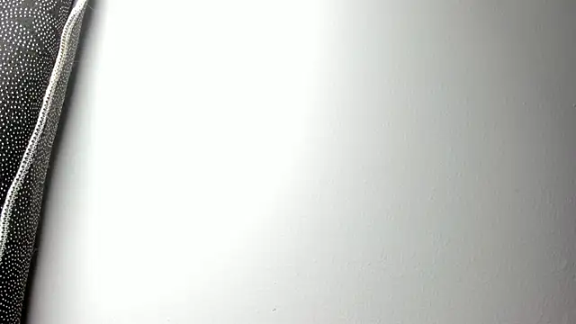 selene red  online show from 16, 2, 2026