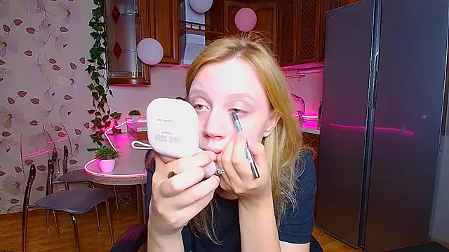 Snapshot of SexyNadi chatting on 18, 9, 2025 SexyNadi online show from 18, 9, 2025