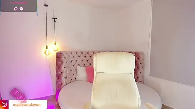 madisson davon online show from 7, 10, 2025