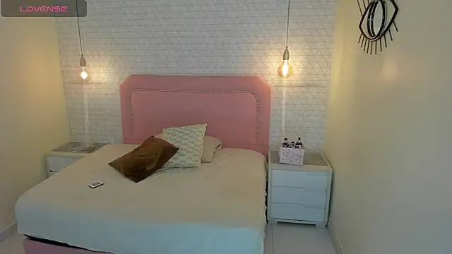 Kittytimberlake online show from 26, 3, 2026